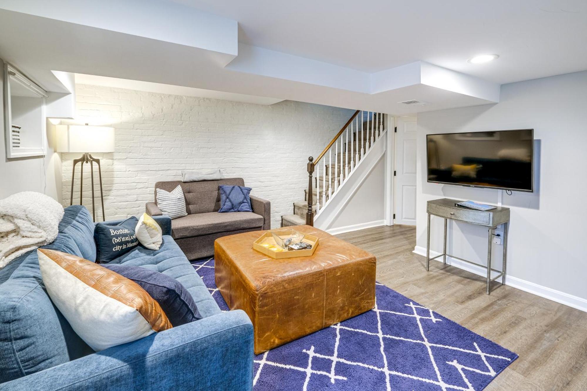 Apartment Walkable Location Modern Dc With Yard Access! Washington